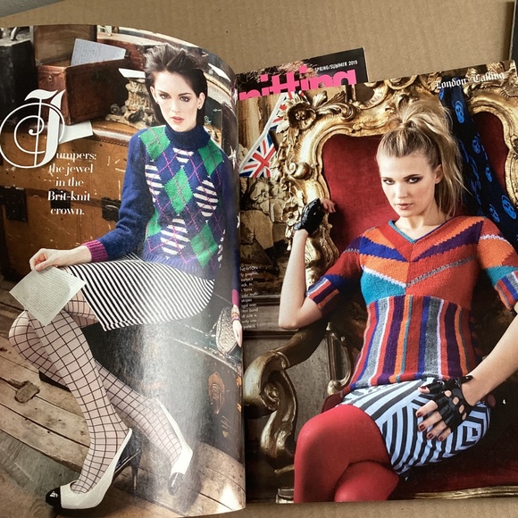 VOGUE Knitting International Magazines Lot of 3 Winter ‘14 Fall ‘10 Summer ‘15 - Picture 11 of 16